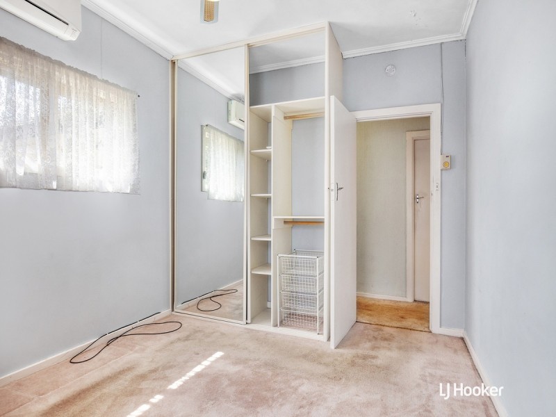 42 Bloomfield Crescent, Elizabeth Downs SA 5113