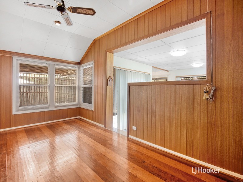 42 Bloomfield Crescent, Elizabeth Downs SA 5113