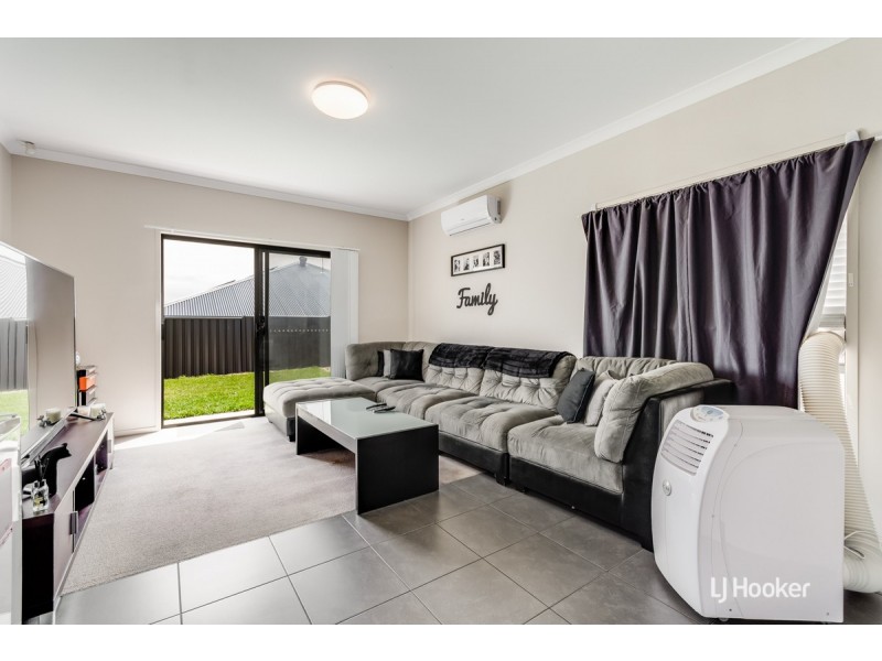 5 Lomandra Crescent, Hillbank SA 5112