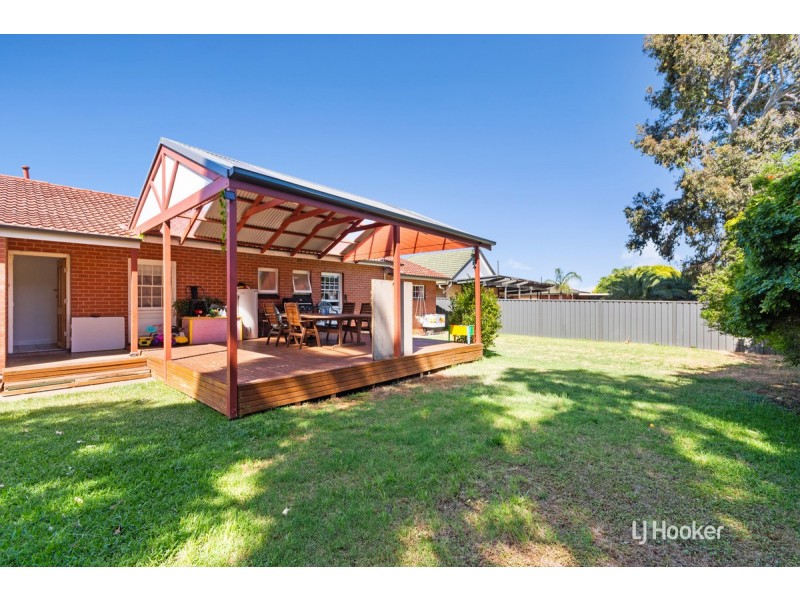 27 Seaborough Road, Elizabeth Park SA 5113