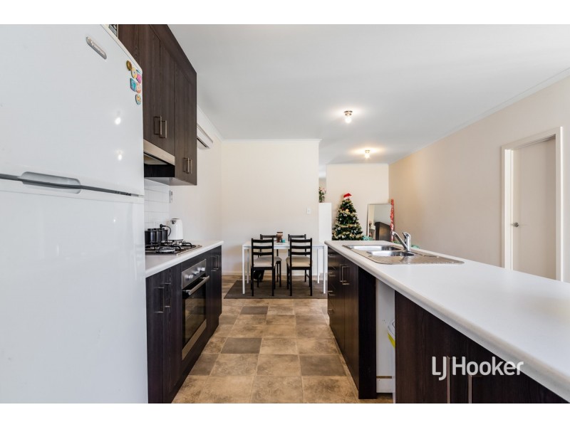 5 Parkside Walk, Smithfield Plains SA 5114