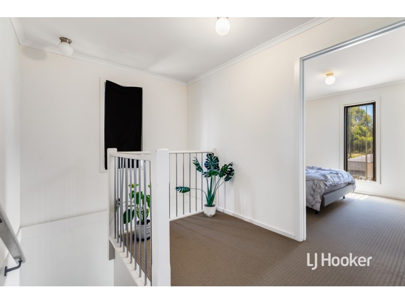 5 Parkside Walk, Smithfield Plains SA 5114