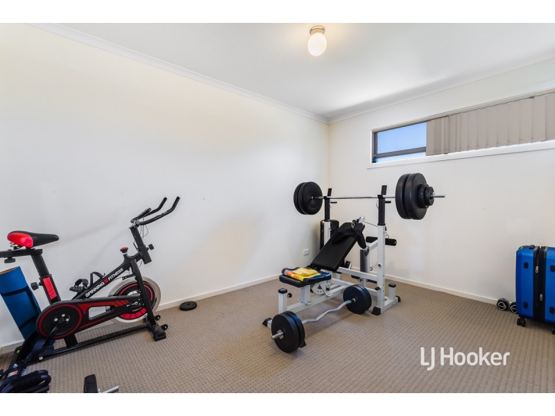 5 Parkside Walk, Smithfield Plains SA 5114