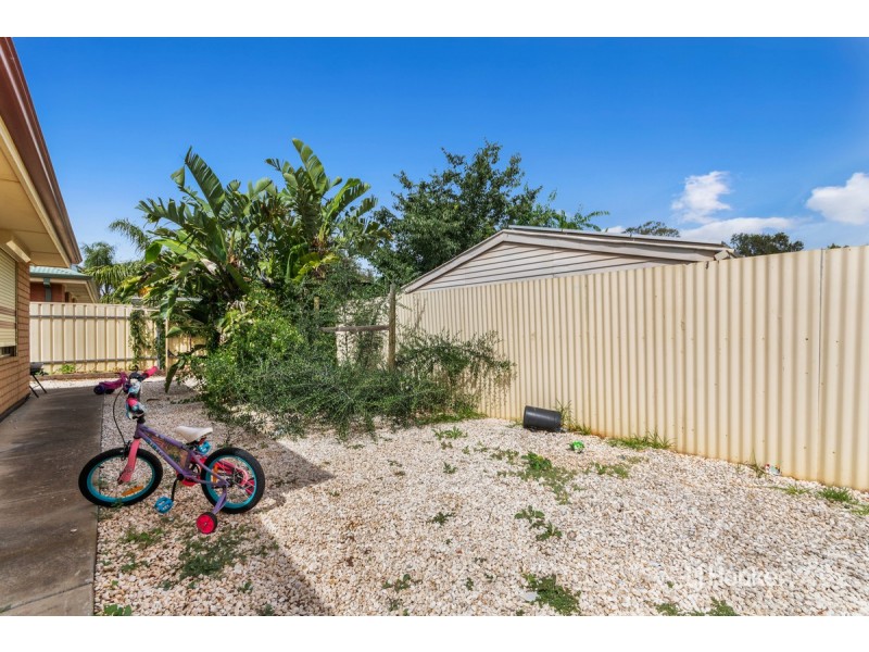 24 Charta Circuit, Smithfield SA 5114