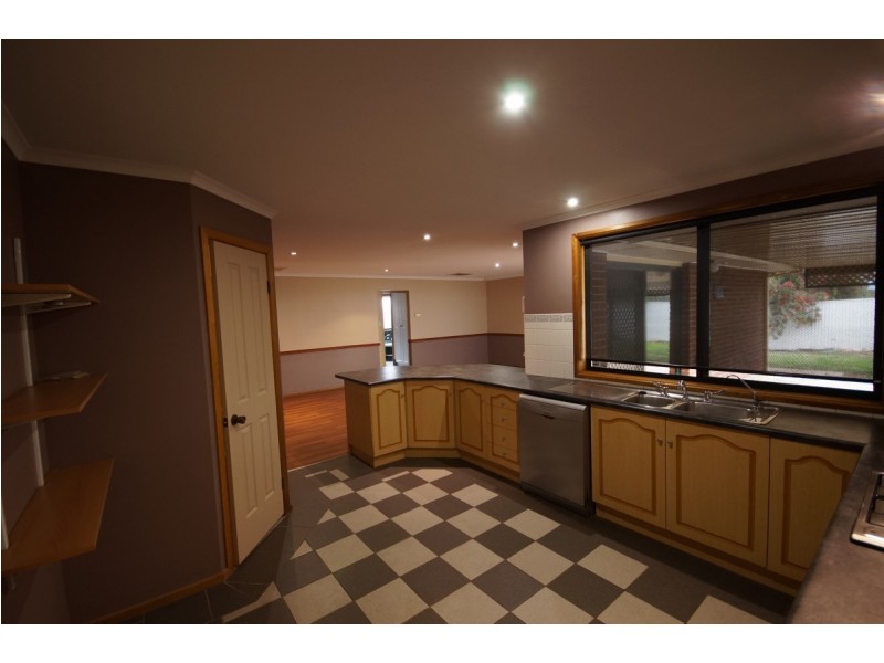 13 Kingate Boulevard, Blakeview SA 5114