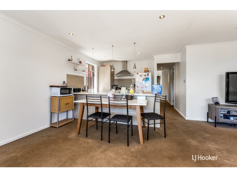 36 St Germain Avenue, Andrews Farm SA 5114