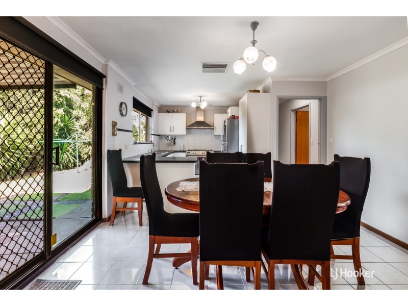 2 Hewish Crescent, Elizabeth Park SA 5113