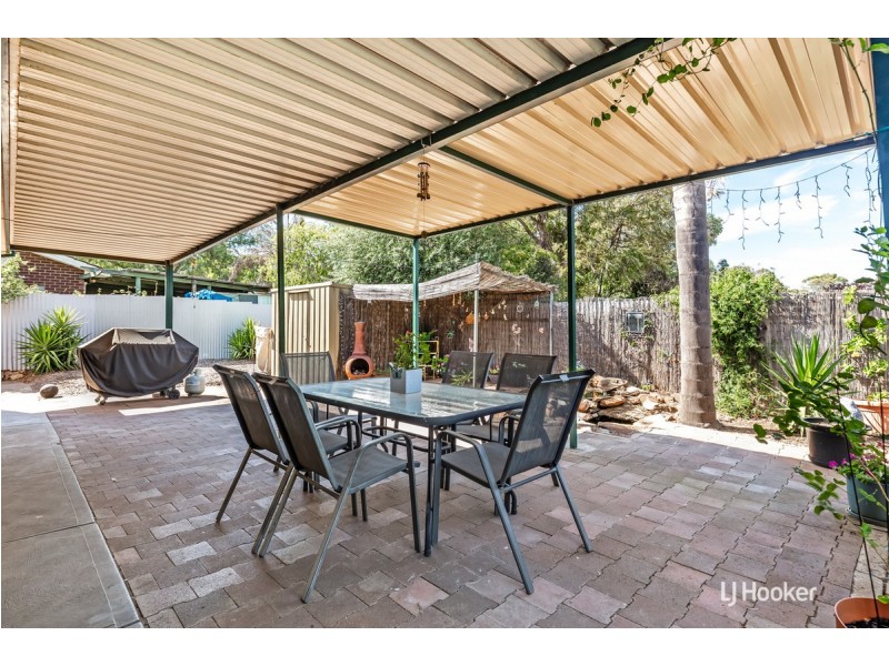 2 Hewish Crescent, Elizabeth Park SA 5113