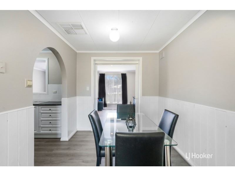 7 Stratton Road, Elizabeth Downs SA 5113