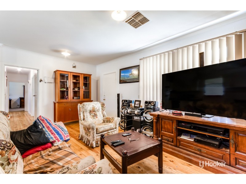 13 Halsey Road, Elizabeth East SA 5112