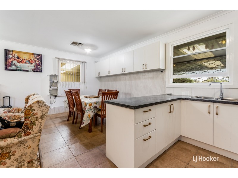 13 Halsey Road, Elizabeth East SA 5112