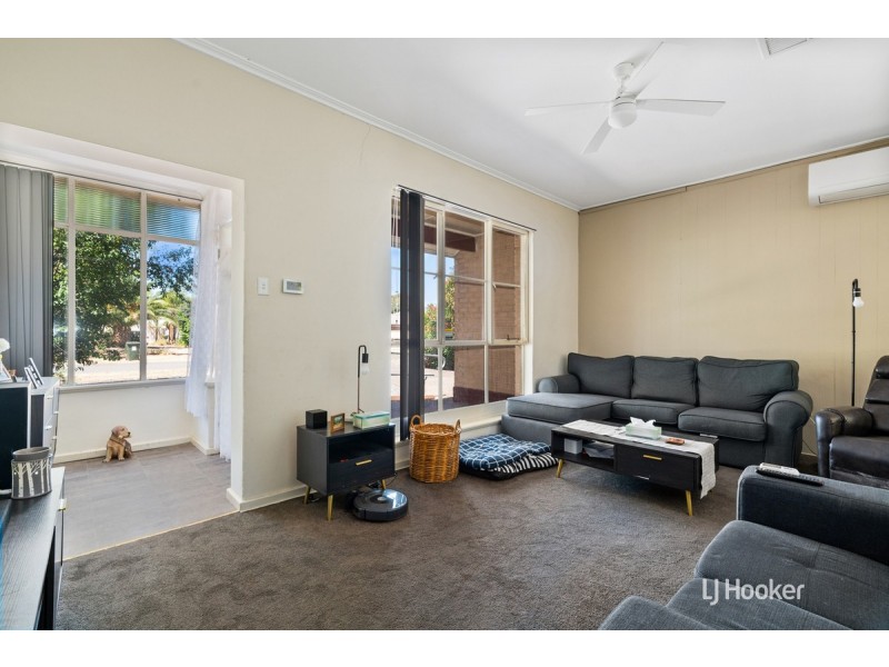 50 Grateley Street, Elizabeth Grove SA 5112