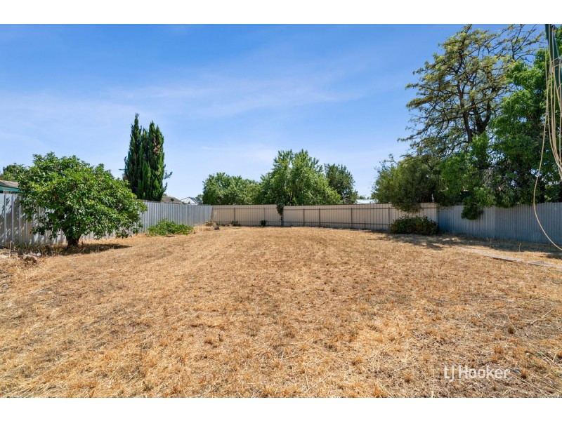 50 Grateley Street, Elizabeth Grove SA 5112