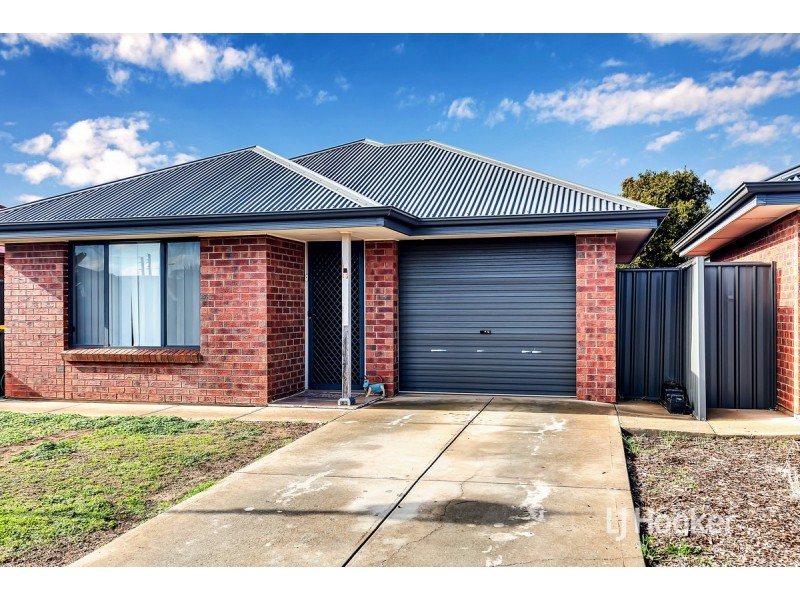 5 Dylan Court, Smithfield SA 5114