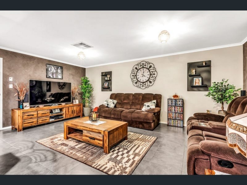 5 Torrens Street, Andrews Farm SA 5114