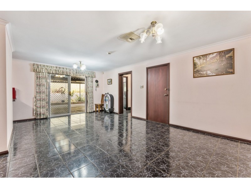 28 Highfield Drive, Hillbank SA 5112