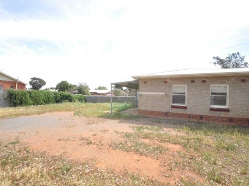 8 Midlow Road, Elizabeth Downs SA 5113