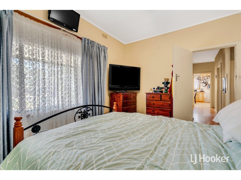 22 McKenzie Road, Elizabeth Downs SA 5113