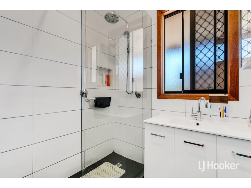 22 McKenzie Road, Elizabeth Downs SA 5113