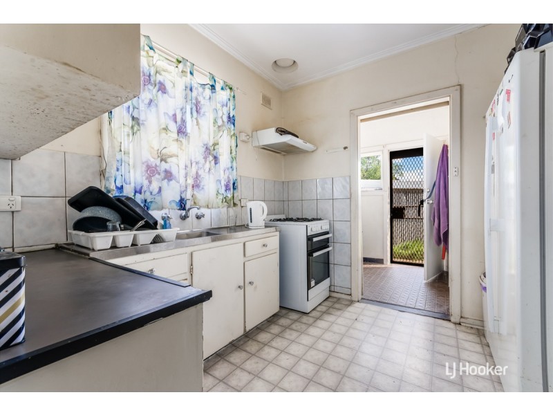 33 McCormack Crescent, Salisbury North SA 5108