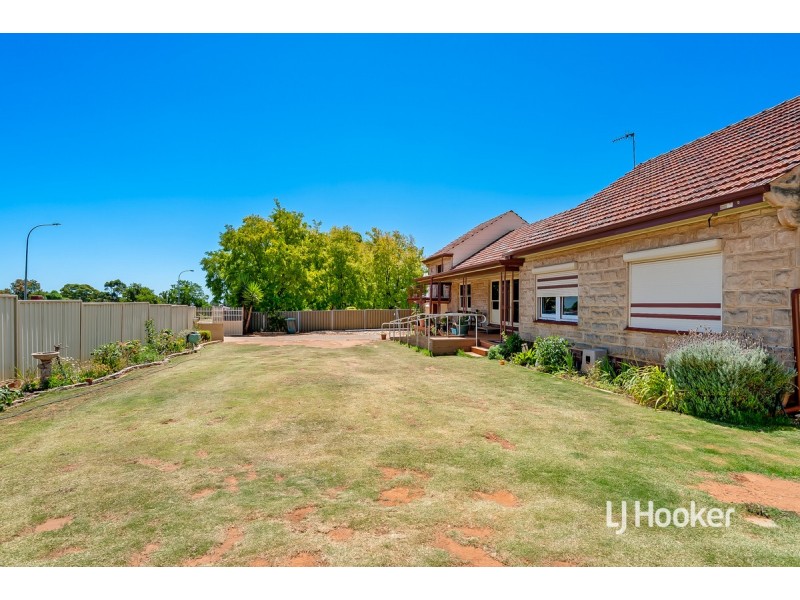 73 Uley Road, Craigmore SA 5114