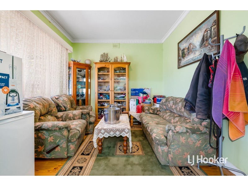 73 Uley Road, Craigmore SA 5114