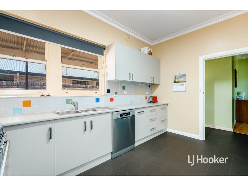 73 Uley Road, Craigmore SA 5114