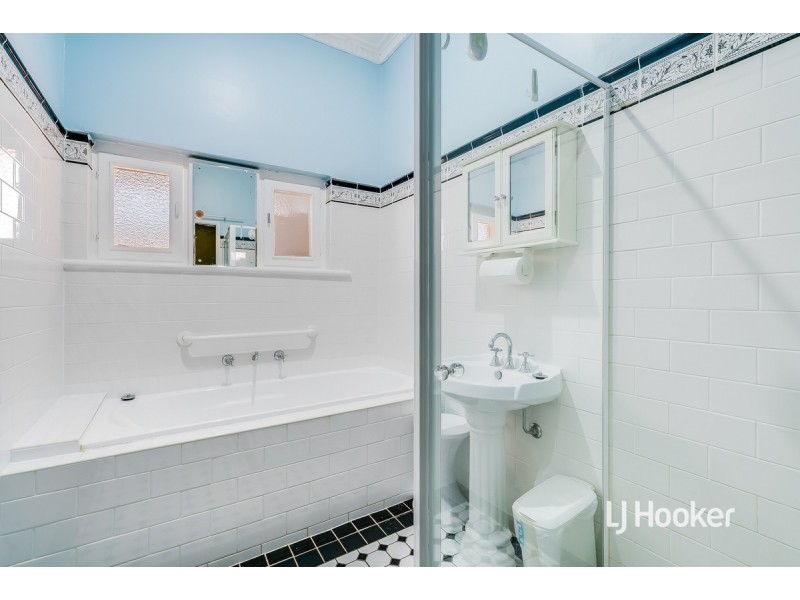 73 Uley Road, Craigmore SA 5114