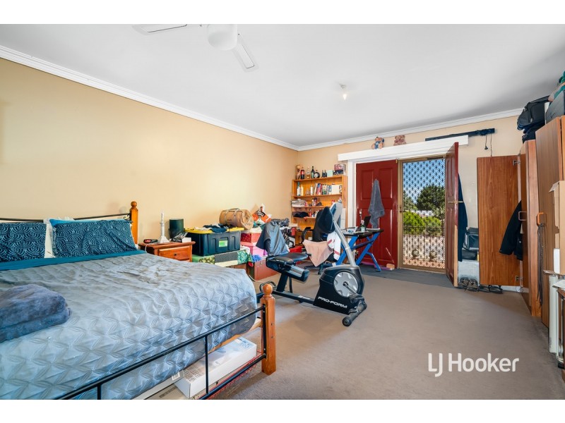 73 Uley Road, Craigmore SA 5114