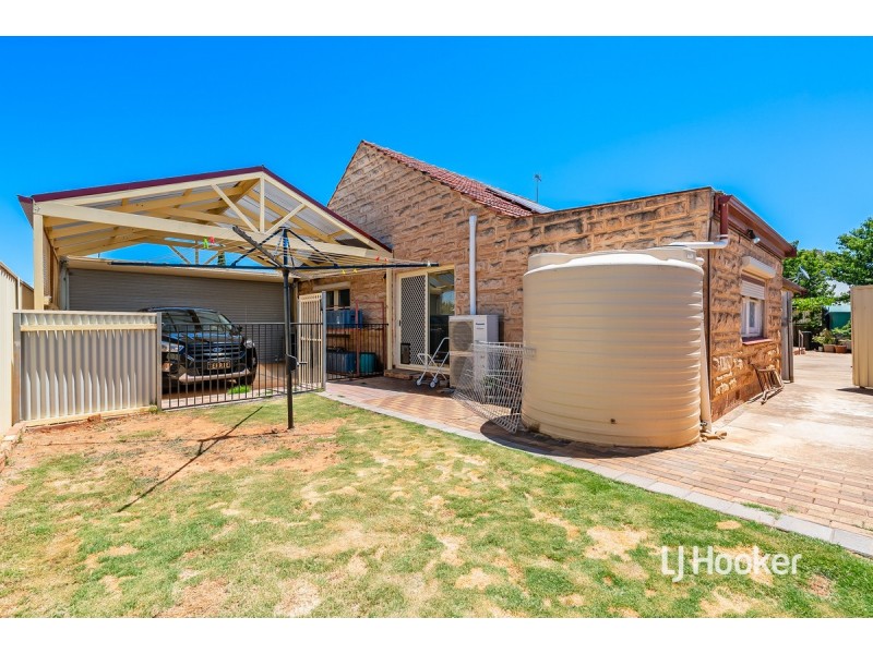 73 Uley Road, Craigmore SA 5114