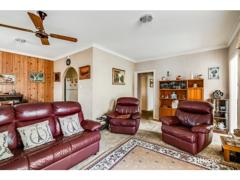 12 Filsoll Crescent, Elizabeth Downs SA 5113