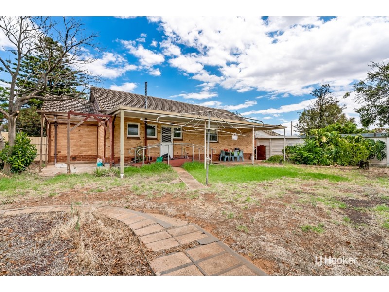 12 Filsoll Crescent, Elizabeth Downs SA 5113