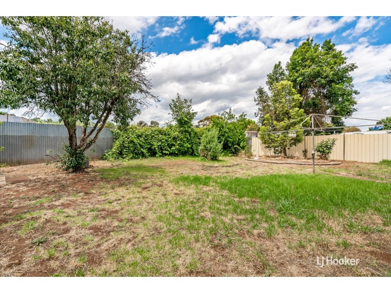 12 Filsoll Crescent, Elizabeth Downs SA 5113