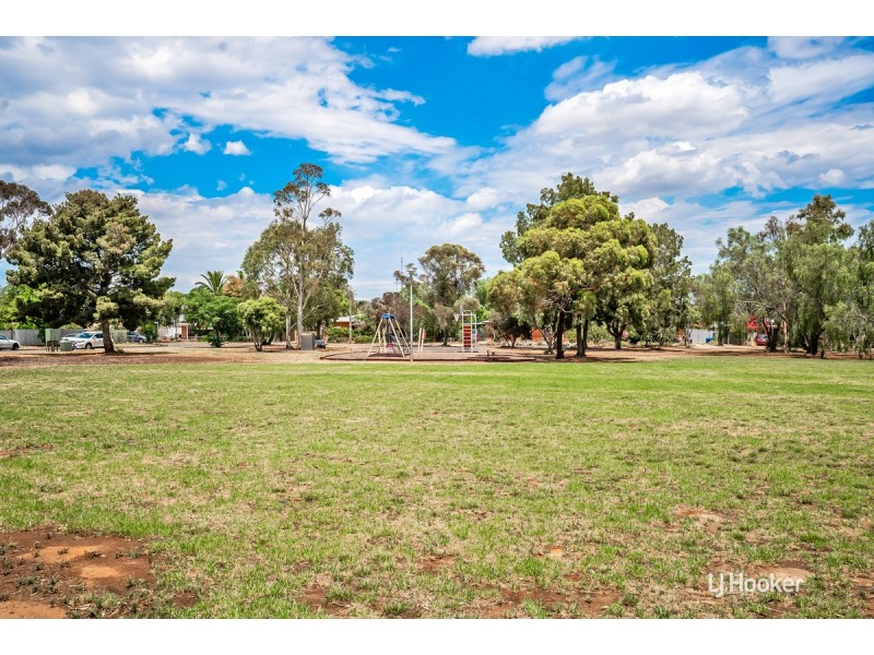 12 Filsoll Crescent, Elizabeth Downs SA 5113