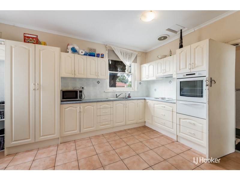 9 Shillabeer Road, Elizabeth Park SA 5113