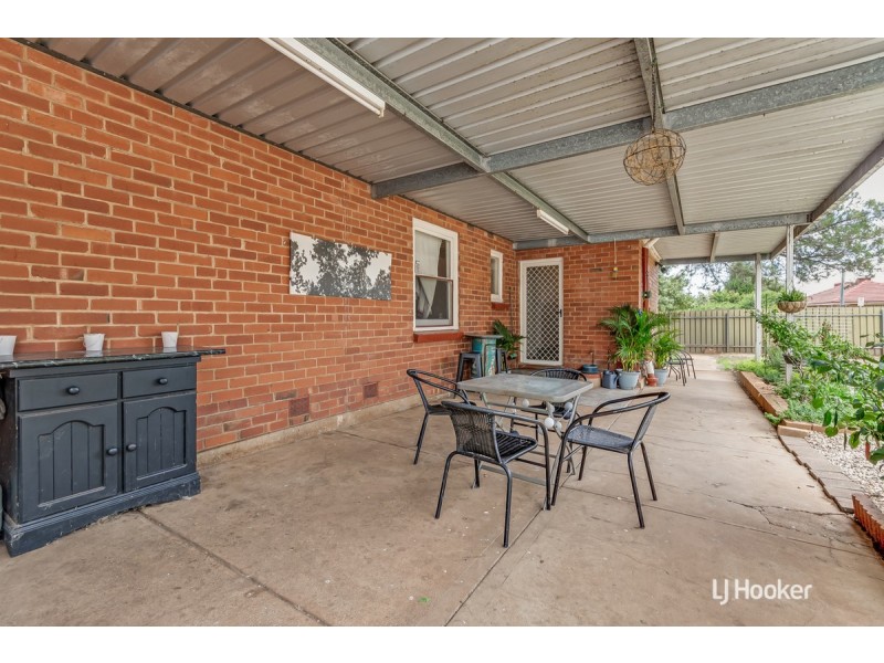 9 Shillabeer Road, Elizabeth Park SA 5113