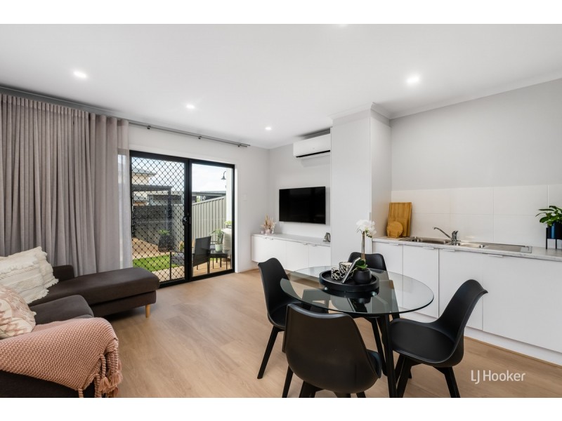 50 Broadwater Place, Blakeview SA 5114