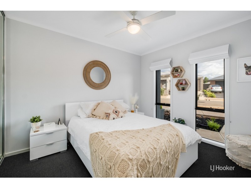 50 Broadwater Place, Blakeview SA 5114