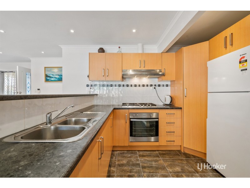 24 Janine Drive, Burton SA 5110