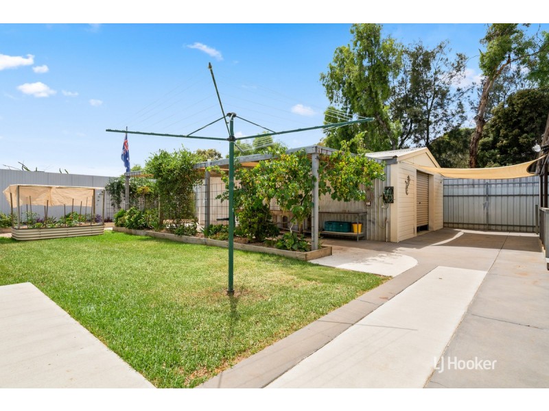 24 Janine Drive, Burton SA 5110