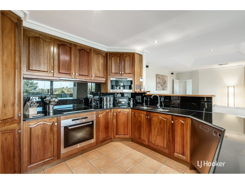 5 Yateri Court, Greenwith SA 5125