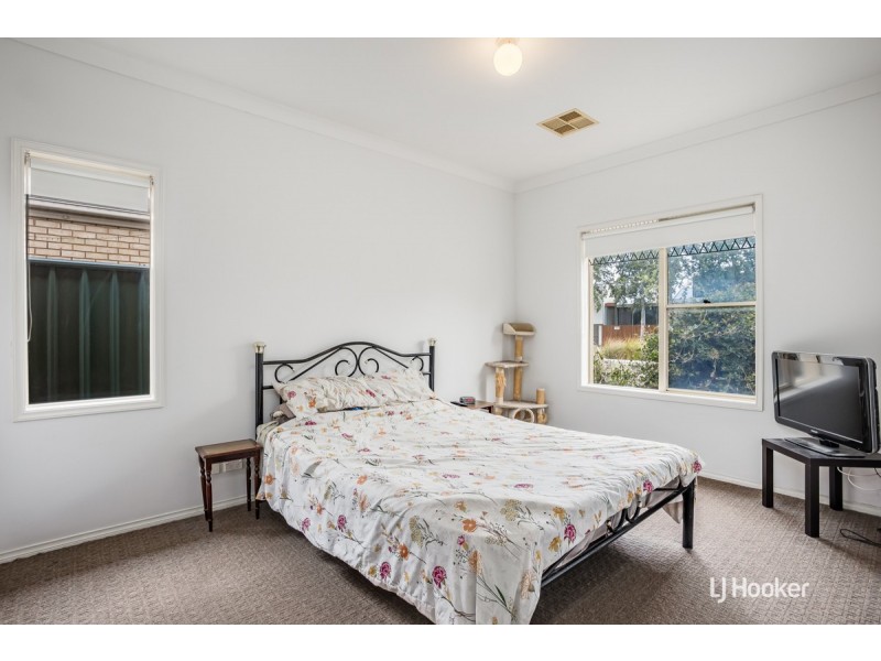 22 Cathedral Circuit, Mawson Lakes SA 5095