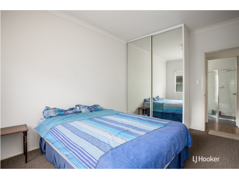 22 Cathedral Circuit, Mawson Lakes SA 5095