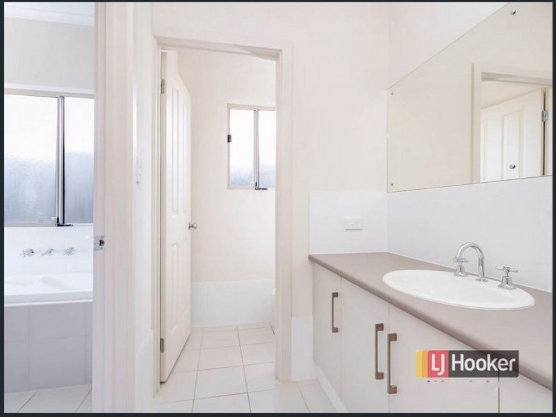 6 Tower Way, Blakeview SA 5114