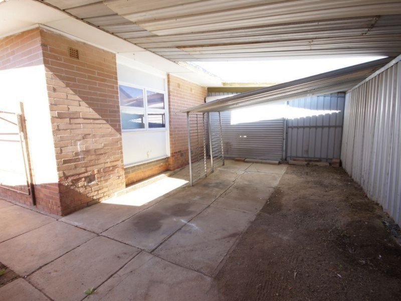 6 Crittenden Road, Smithfield Plains SA 5114