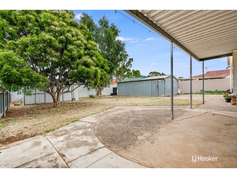 19 McCullogh Street, Elizabeth Downs SA 5113