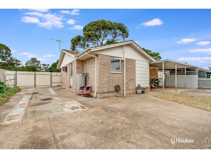 19 McCullogh Street, Elizabeth Downs SA 5113