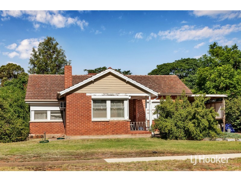 19 Longleat Road, Elizabeth Vale SA 5112