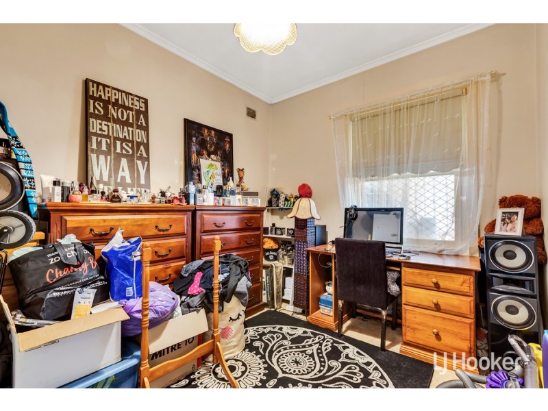 19 Longleat Road, Elizabeth Vale SA 5112