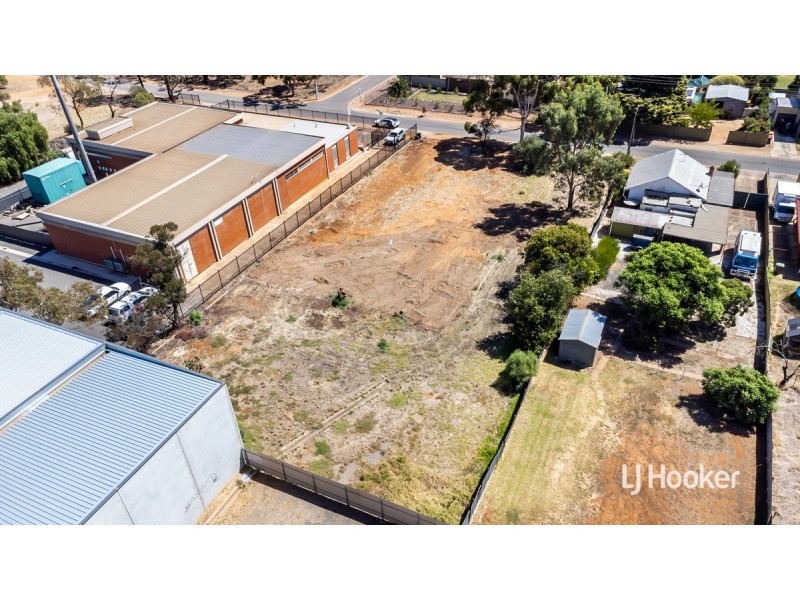 18 & 20 Queen Street, Smithfield SA 5114